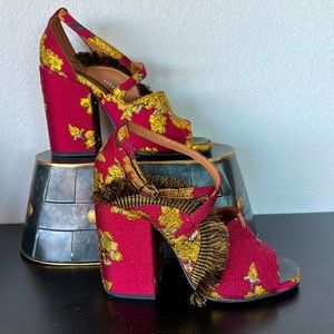 Wine/gold Dries Avon Noten brocade shoes. Never worn!